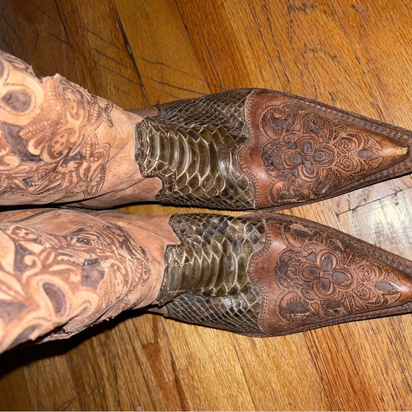 Western boots - Picture 2 of 5